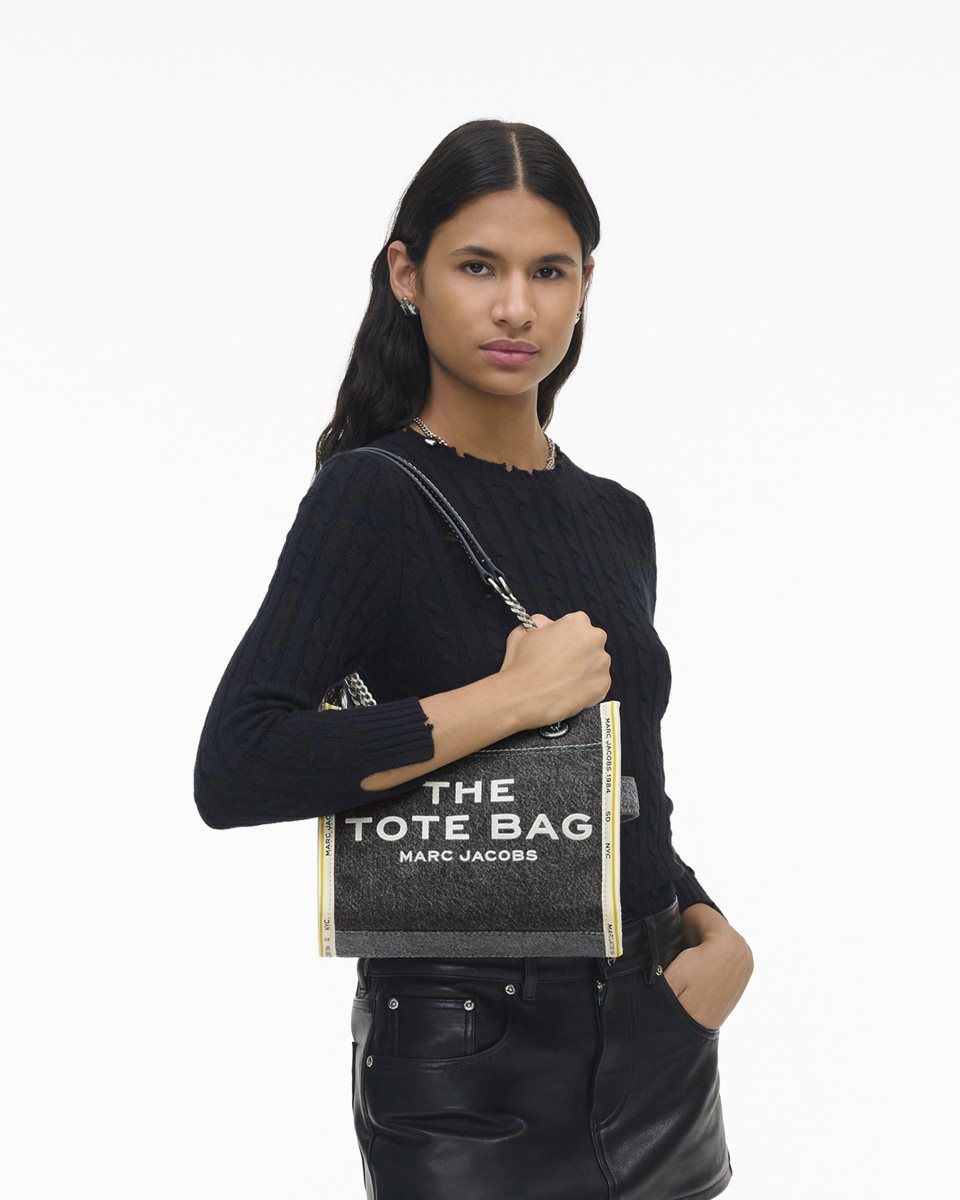 Black Wash Marc Jacobs The Denim Chain Small Tote Bag | 923IFHUTX