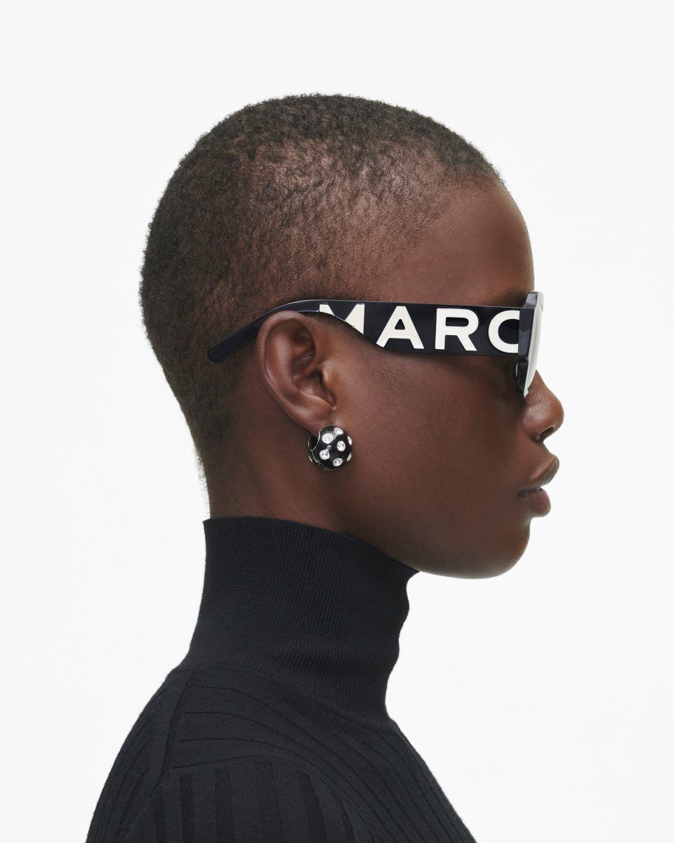 Black / White Marc Jacobs The Bold Logo Square Sunglasses | 392JSAXBZ