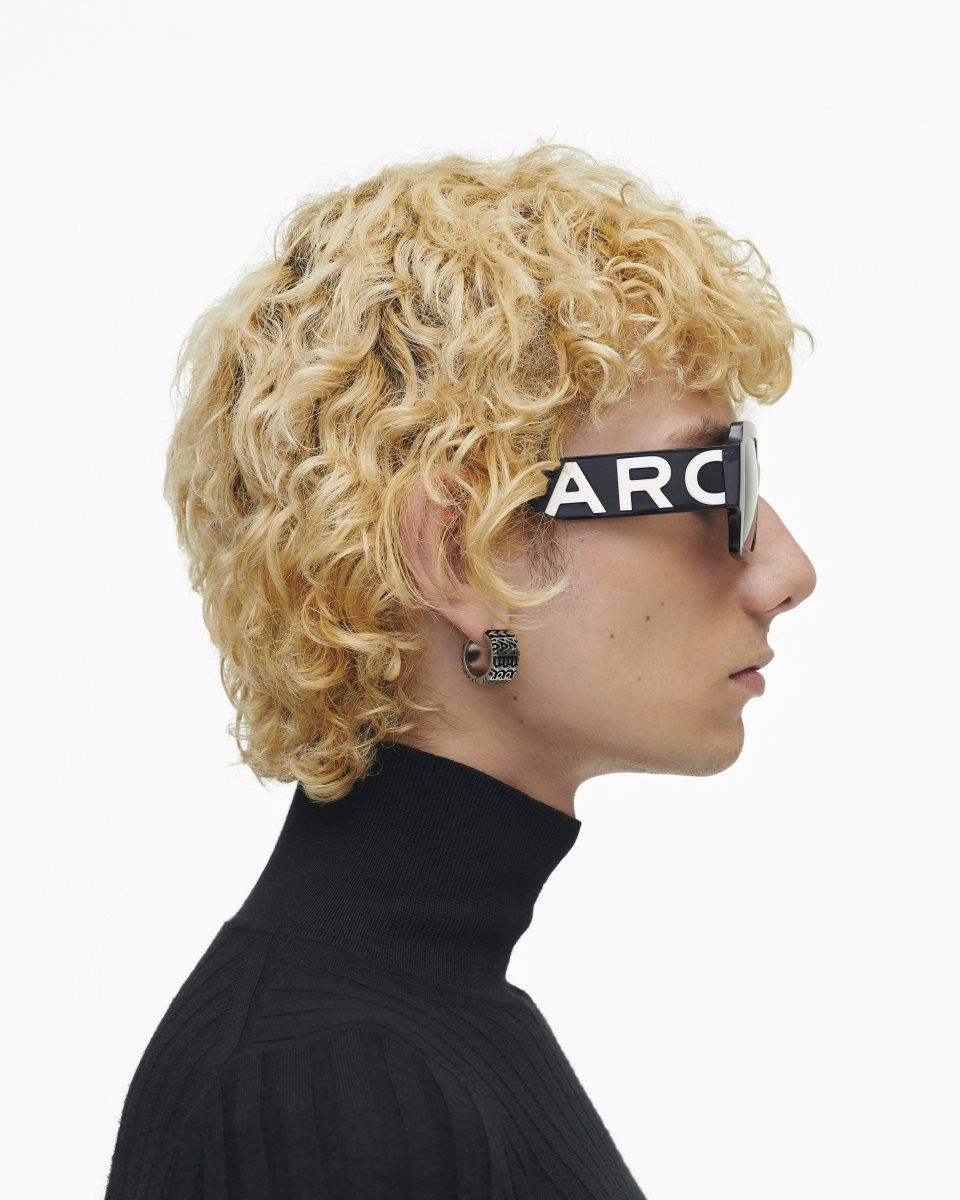 Black / White Marc Jacobs The Bold Logo Square Sunglasses | 392JSAXBZ